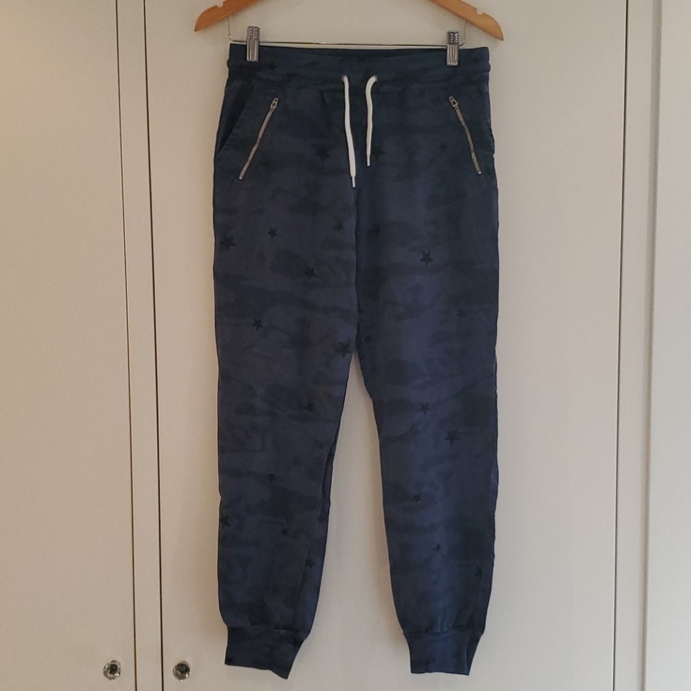 Trendy Monrow WFH pants!
